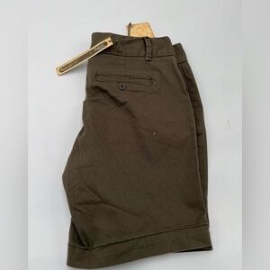Hybrid & Co Super Stretch Bermuda Shorts - 9 NWT
